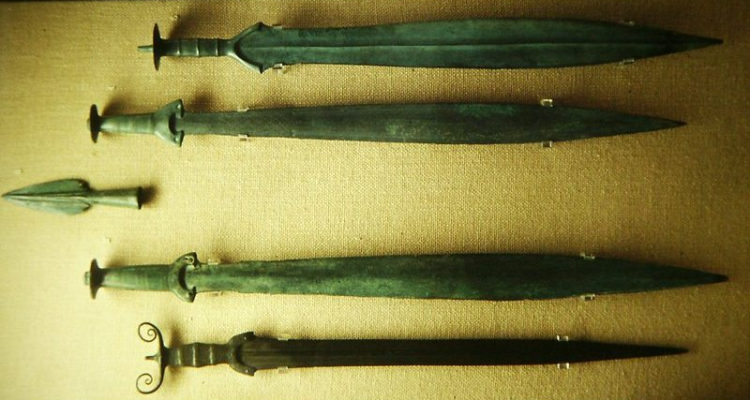 Celtic Swords: A Guide to Types, History, and Uses
